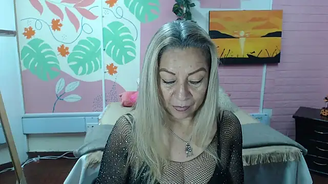 Snapshot of ZAMANTHA chatting on 03-03-25, 08:54 ZAMANTHA online show from 03-03-25, 08:54