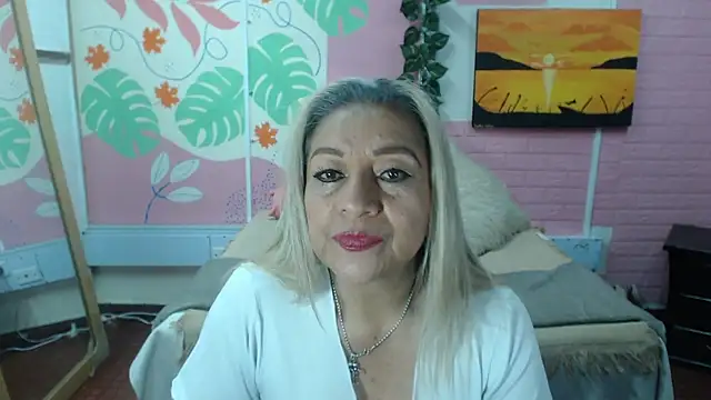 Snapshot of ZAMANTHA chatting on 09-19-25, 05:02 ZAMANTHA online show from 09-19-25, 05:02