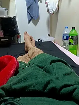 Fghjxdgbbcd online show from 12-19-25, 12:39