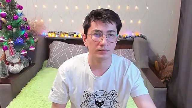 Yumi steve online show from 12-08-24, 08:04