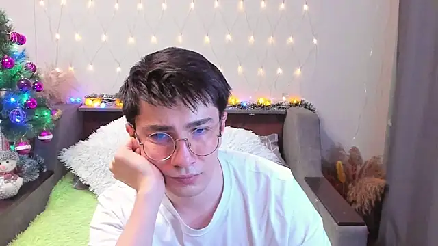 Yumi steve online show from 12-14-24, 12:22