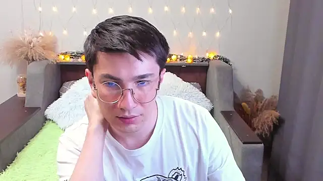 Yumi steve online show from 01-31-25, 11:56