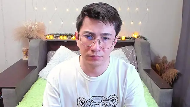 Yumi steve online show from 02-02-25, 12:51