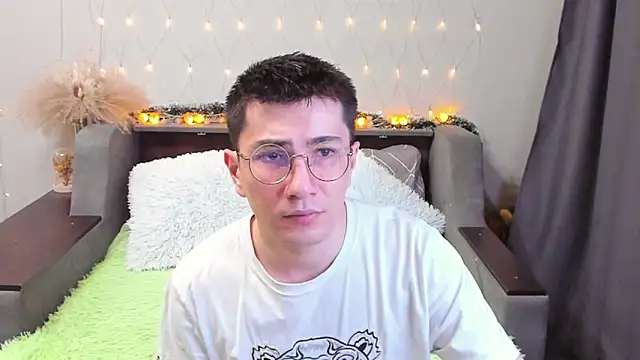 Yumi steve online show from 02-16-25, 12:30