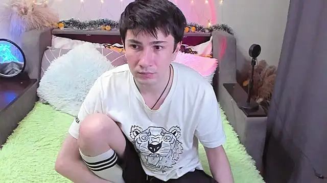 Yumi steve online show from 11-02-25, 04:20