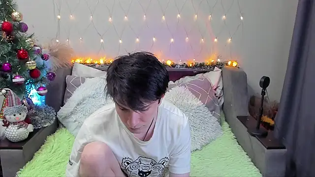 Yumi steve online show from 12-20-25, 03:35