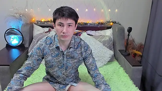 Yumi steve online show from 03-18-26, 05:49