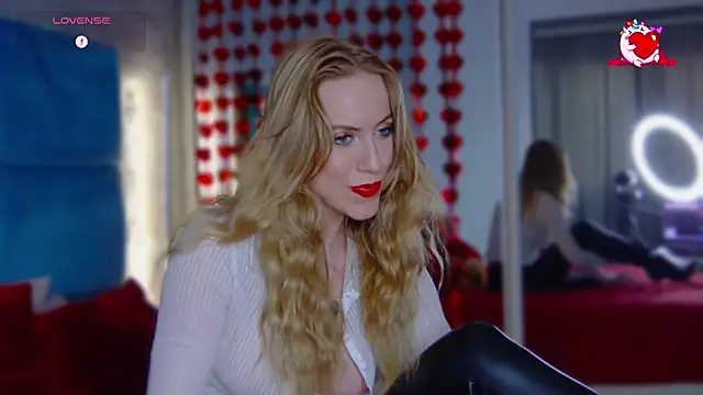 RockQueen A online show from 02-11-25, 02:46