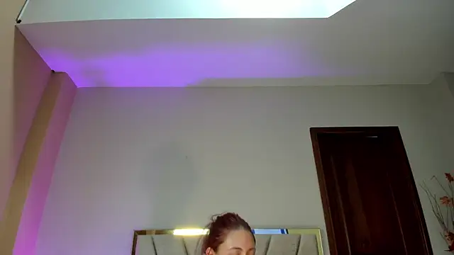 JupiteFox online show from 04-01-26, 12:55