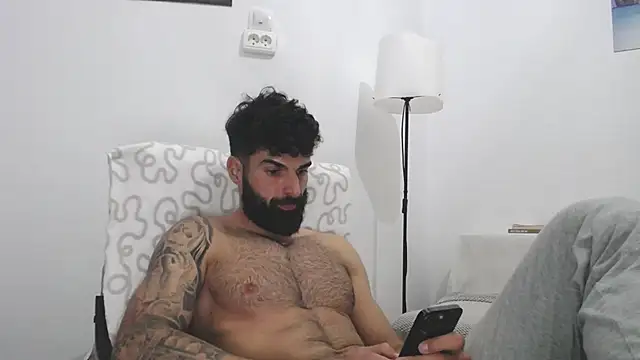 Snapshot of Verycutex chatting on 03-18-25, 06:04 Verycutex online show from 03-18-25, 06:04