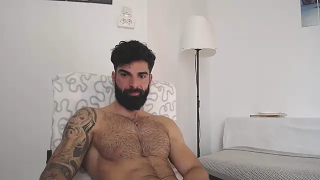 Snapshot of Verycutex chatting on 03-19-25, 06:57 Verycutex online show from 03-19-25, 06:57