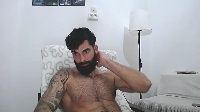 Snapshot of Verycutex chatting on 03-20-25, 09:46 Verycutex online show from 03-20-25, 09:46