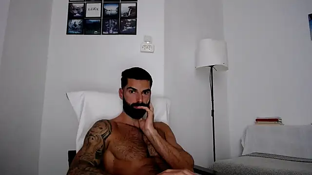 Snapshot of Verycutex chatting on 09-19-25, 06:48 Verycutex online show from 09-19-25, 06:48