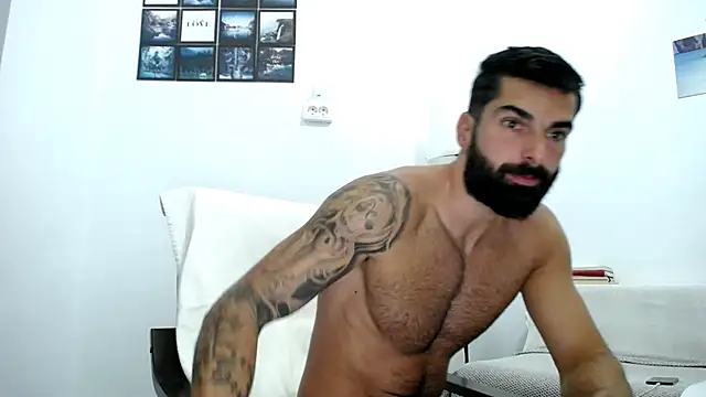 Snapshot of Verycutex chatting on 09-29-25, 06:18 Verycutex online show from 09-29-25, 06:18