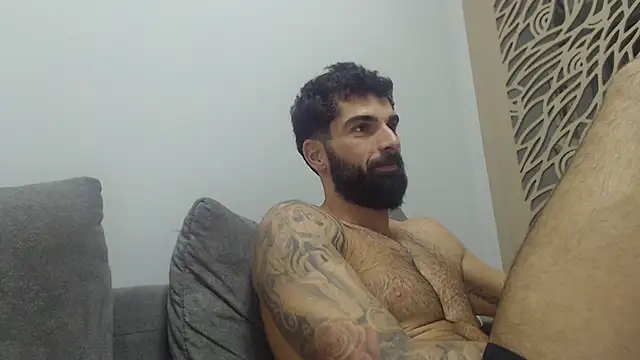 Snapshot of Verycutex chatting on 11-29-25, 09:07 Verycutex online show from 11-29-25, 09:07