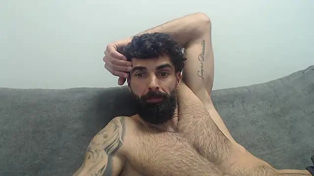 Snapshot of Verycutex chatting on 02-11-26, 07:19 Verycutex online show from 02-11-26, 07:19