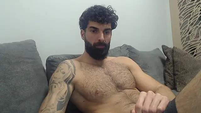 Snapshot of Verycutex chatting on 02-15-26, 09:22 Verycutex online show from 02-15-26, 09:22