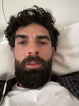 Snapshot of Verycutex chatting on 03-12-26, 05:24 Verycutex online show from 03-12-26, 05:24