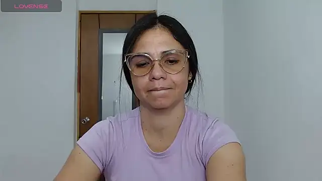 selena ferri online show from 03-22-26, 09:40