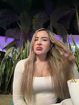Snapshot of Alexa_seexy1 chatting on 05-04-26, 12:06 Alexa seexy1 online show from 05-04-26, 12:06