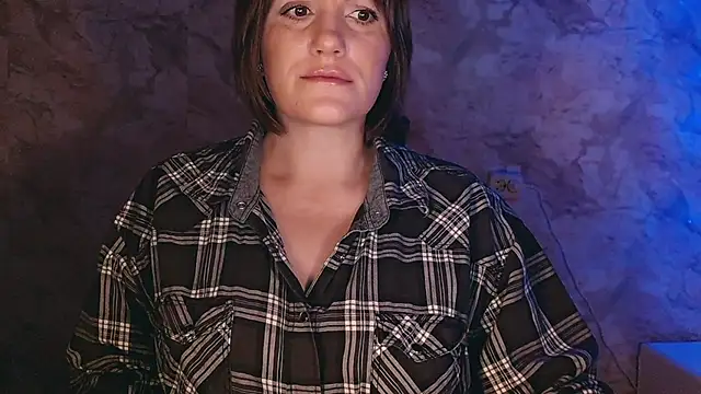 Snapshot of _letty_ chatting on 12-05-24, 09:50  letty  online show from 12-05-24, 09:50