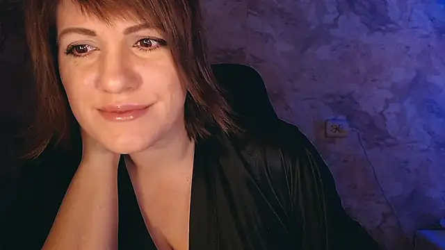 Snapshot of _letty_ chatting on 12-14-24, 12:11  letty  online show from 12-14-24, 12:11