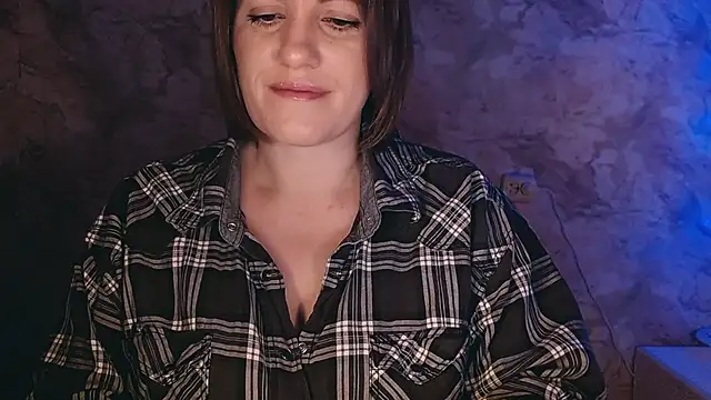 Snapshot of _letty_ chatting on 12-14-24, 09:24  letty  online show from 12-14-24, 09:24