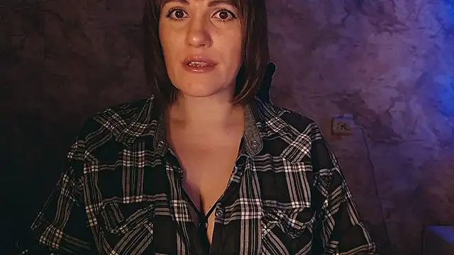 Snapshot of _letty_ chatting on 01-24-25, 10:41  letty  online show from 01-24-25, 10:41