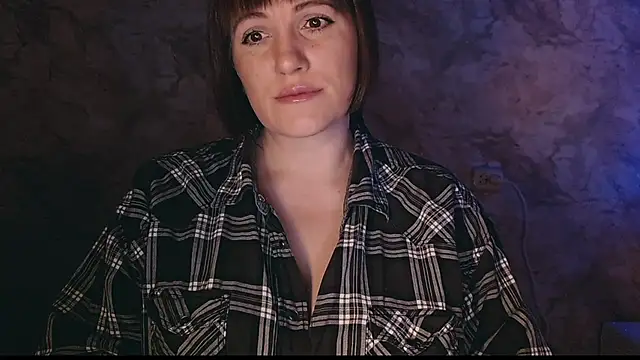 Snapshot of _letty_ chatting on 03-19-25, 09:16  letty  online show from 03-19-25, 09:16