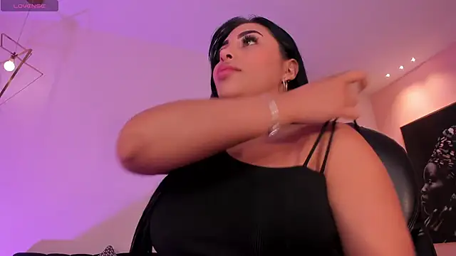 MiaRoberts1 online show from 03-05-26, 09:11