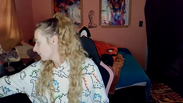 AsiaGoesPro online show from 01-11-26, 02:33