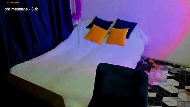 CurlySteph online show from 02-14-25, 11:09