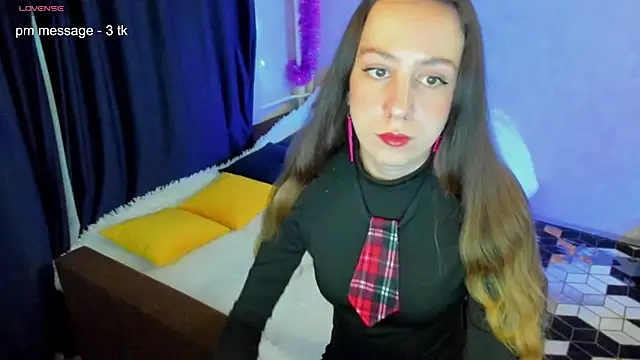 CurlySteph online show from 03-09-25, 05:28