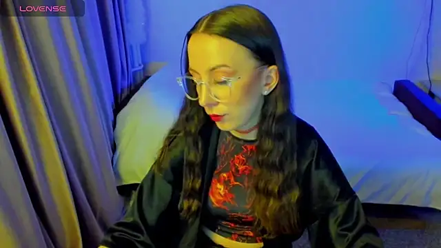 CurlySteph online show from 04-30-26, 07:20