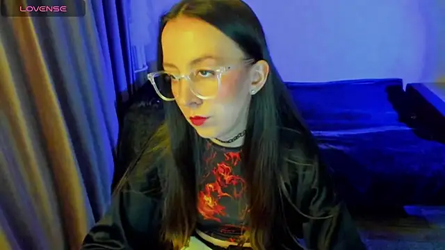 CurlySteph online show from 05-07-26, 07:52