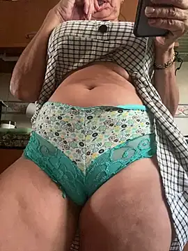 camelia3 online show from 07-22-26, 04:43