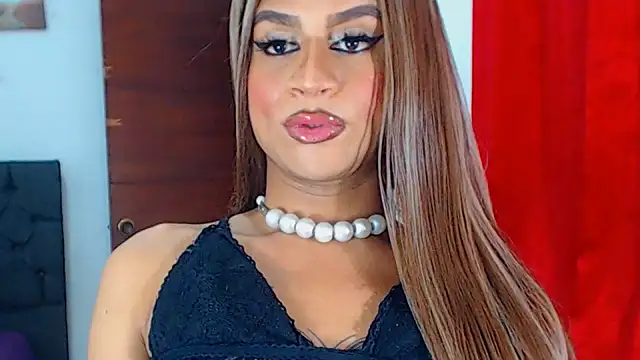 Snapshot of Valenntyna chatting on 12-24-24, 02:54 Valenntyna online show from 12-24-24, 02:54