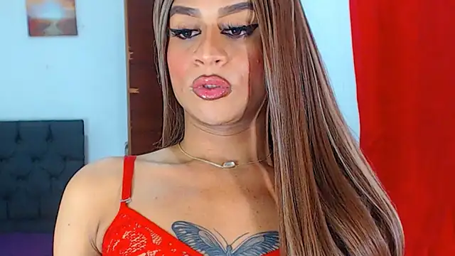 Snapshot of Valenntyna chatting on 12-27-24, 03:31 Valenntyna online show from 12-27-24, 03:31