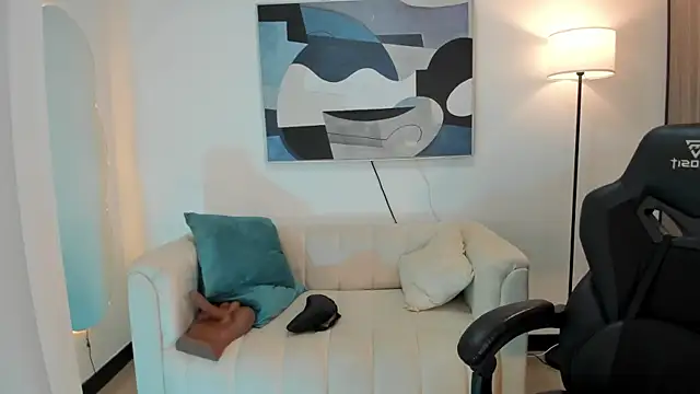 SaraParker  online show from 02-06-26, 08:56