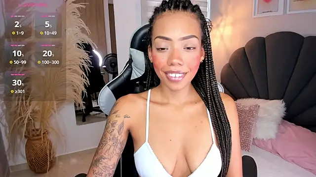 Snapshot of ashley_23_ chatting on 01-23-25, 10:33 ashley 23 online show from 01-23-25, 10:33