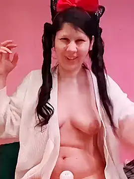 Snapshot of Amaya07 chatting on 01-08-25, 04:33 Amaya07 online show from 01-08-25, 04:33