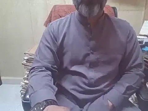 hairymaster95 online show from 10-05-25, 05:39