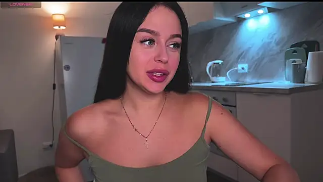 Megan Nilson online show from 12-17-24, 11:16