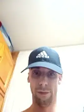 Snapshot of Joona6969 chatting on 12-15-25, 11:09 Joona6969 online show from 12-15-25, 11:09