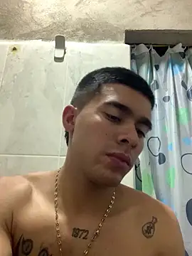 Yordy xx online show from 11-06-25, 04:35