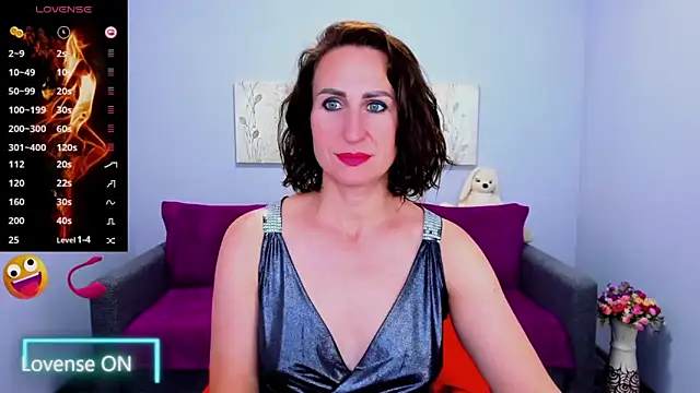 Snapshot of Nia_Smithh chatting on 09-23-25, 12:19 Nia Smithh online show from 09-23-25, 12:19