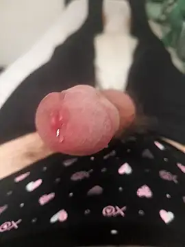 Ummfuss1 online show from 10-21-25, 01:45