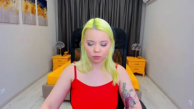 Snapshot of EnergyBunny_1 chatting on 01-21-25, 11:34 EnergyBunny 1 online show from 01-21-25, 11:34