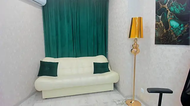 Snapshot of EnergyBunny_1 chatting on 01-31-25, 12:17 EnergyBunny 1 online show from 01-31-25, 12:17