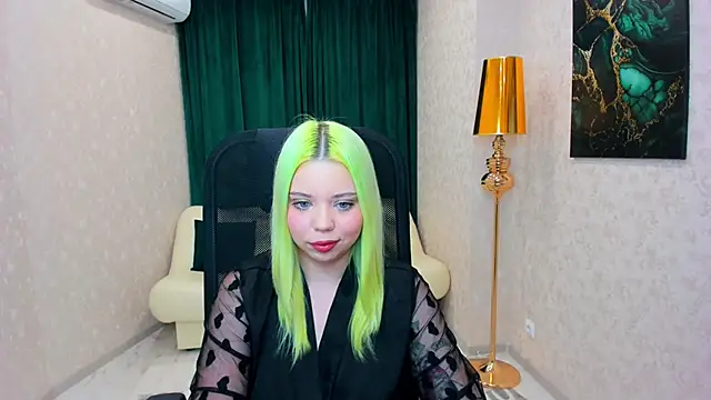 Snapshot of EnergyBunny_1 chatting on 02-05-25, 11:28 EnergyBunny 1 online show from 02-05-25, 11:28